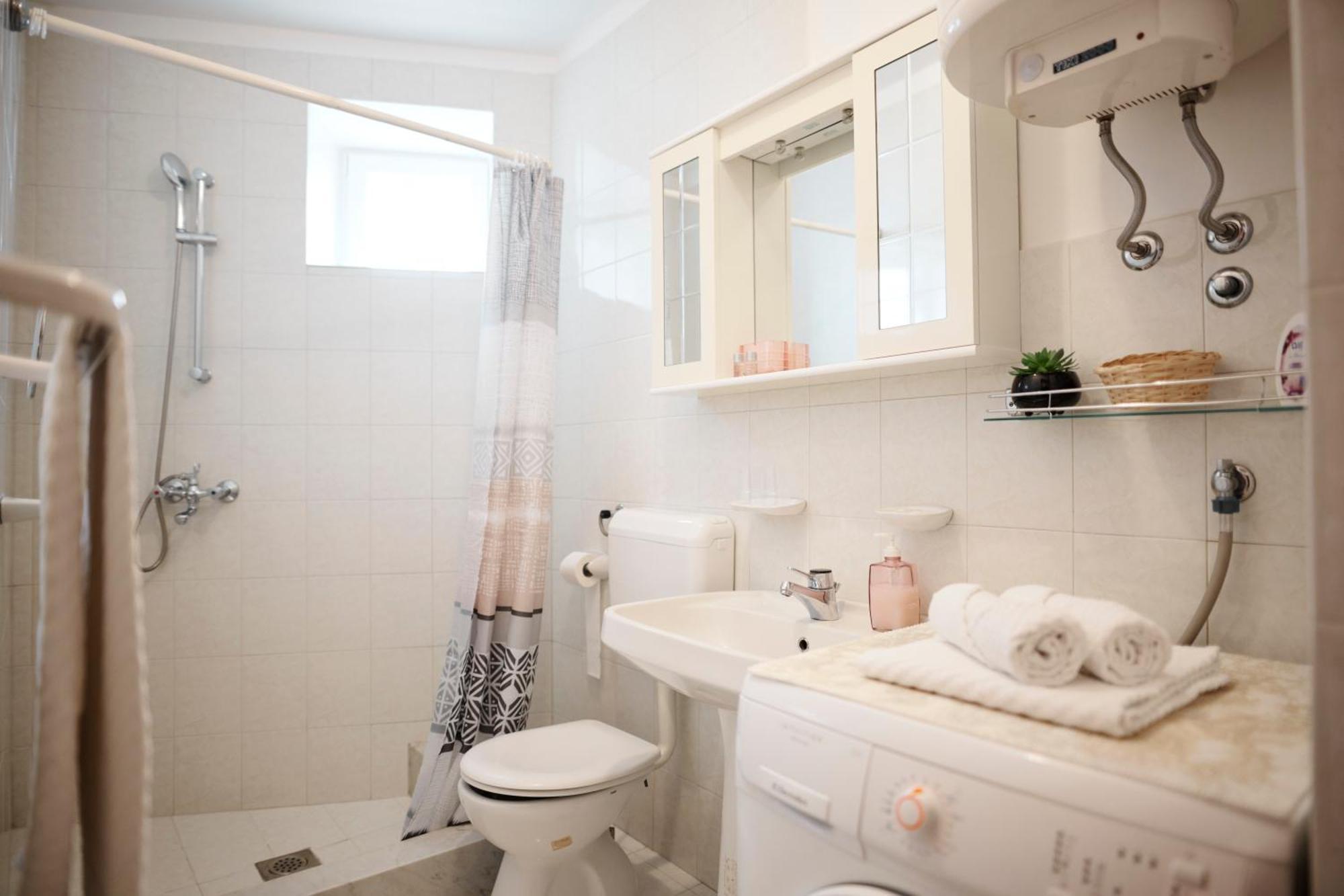 Guesthouse Villa Galovic Brsec Room photo
